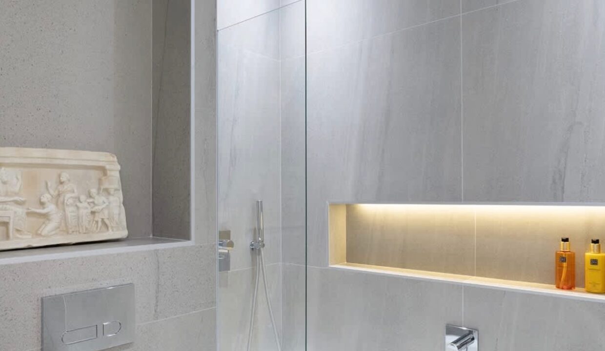 00003-GREAT-FAMILY-APARTMENT-NEAR-BON-MARCHE