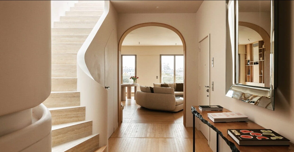 00004-EIFFEL-TOWER-2-BED-LUXE