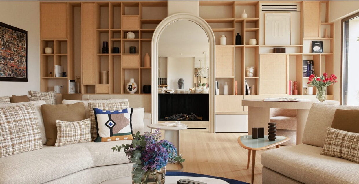 00005-EIFFEL-TOWER-2-BED-LUXE