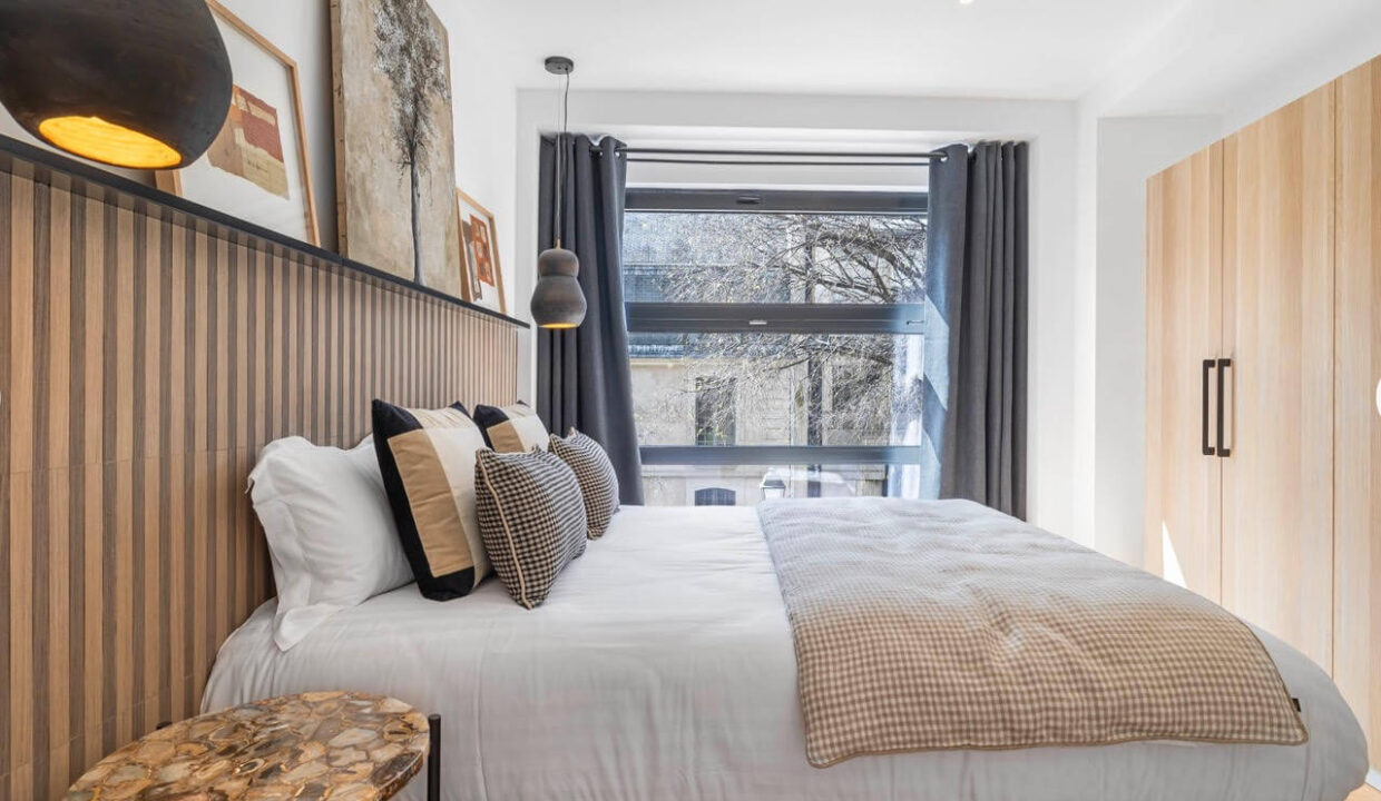 00005-LOVELY-MARAIS-CENTER-APARTMENT