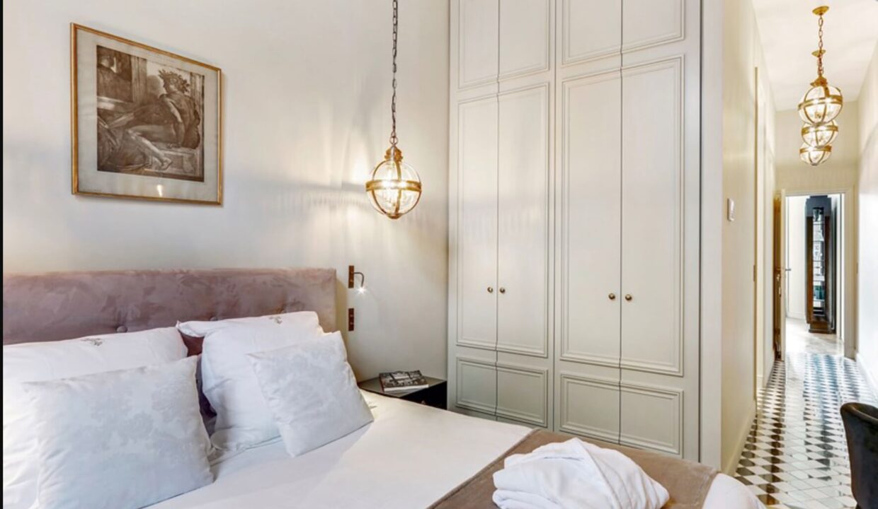 00005-LUXURY-UNIQUE-ISLE-SAINT-LOUIS