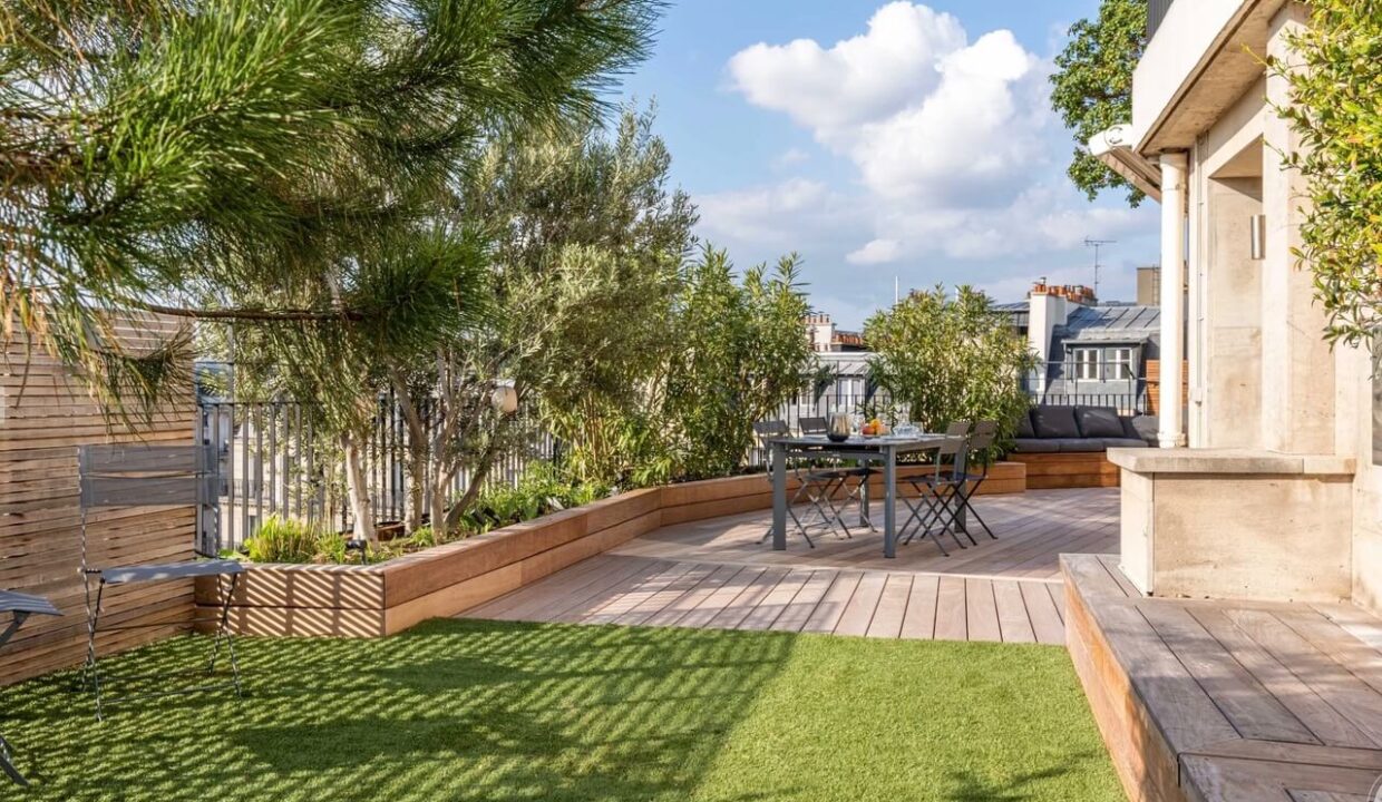 00005-PARIS-EIFFEL-TOWER-LUXE