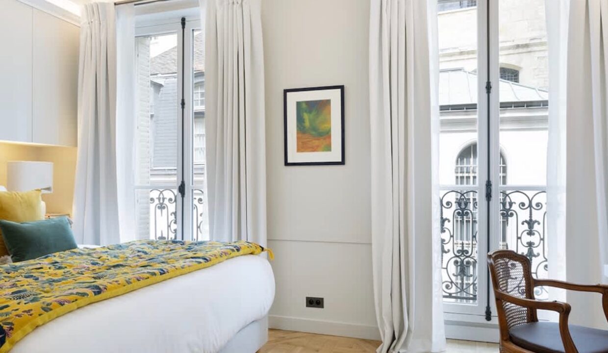 00006-GREAT-FAMILY-APARTMENT-NEAR-BON-MARCHE