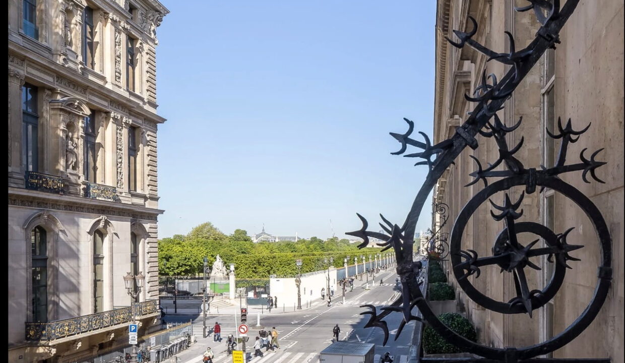 00007-LUXURY-TUILERIES-GARDEN-LOUVRE