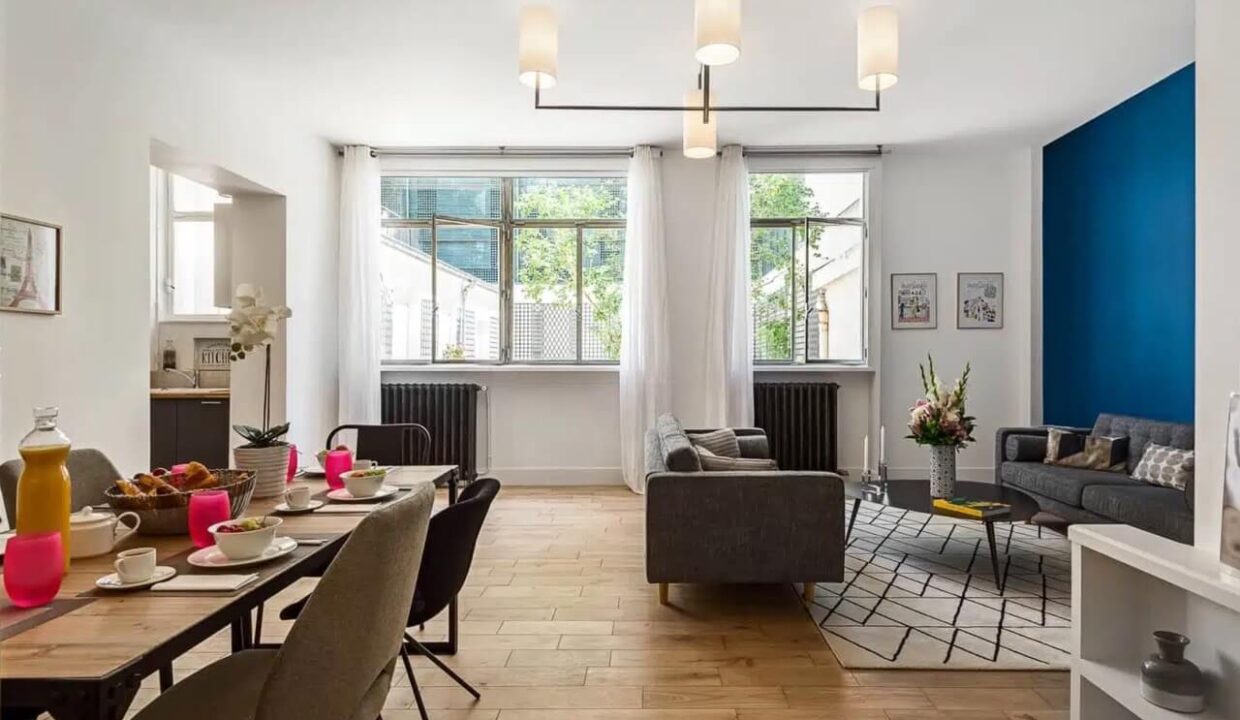 00009-FAMILY-APARTMENT-IN-SAINT-GERMAIN-6-PERSONS