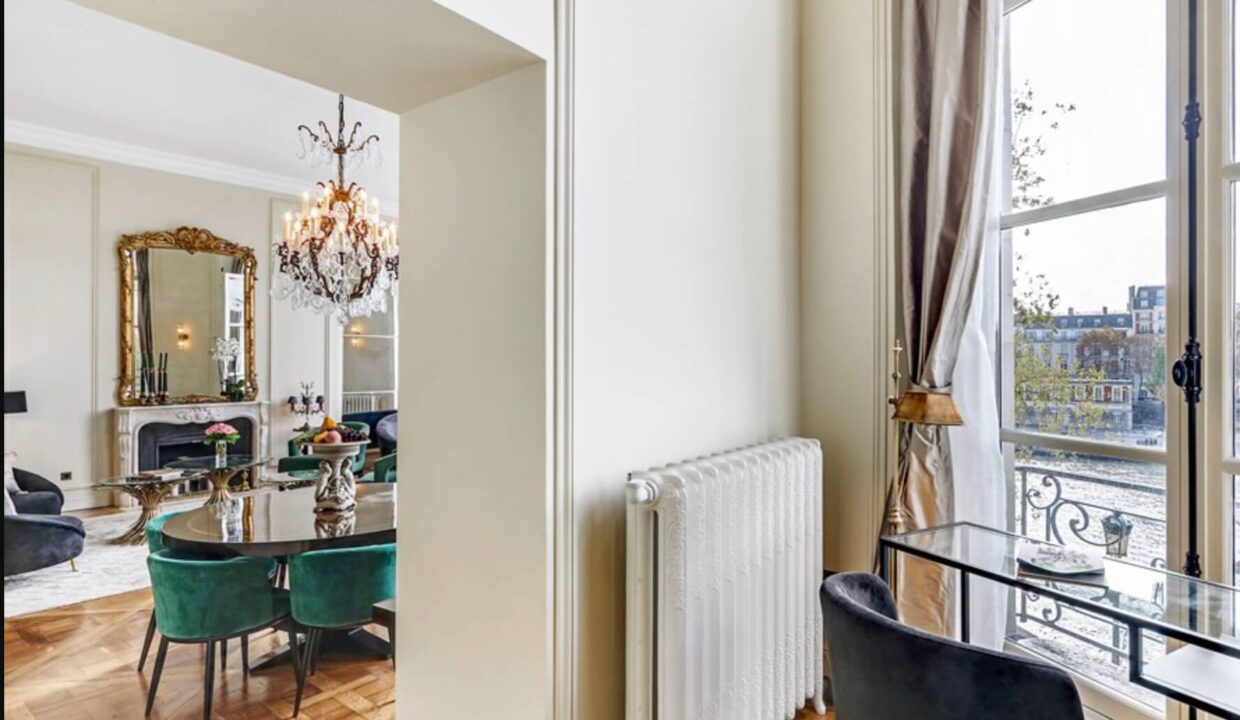 00009-LUXURY-UNIQUE-ISLE-SAINT-LOUIS