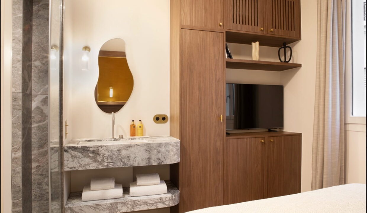 00010-BD.-SAINT-MICHEL-LUXE