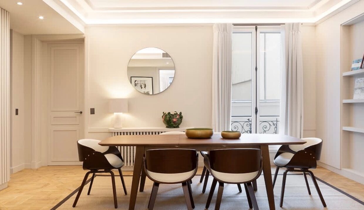 00011-GREAT-FAMILY-APARTMENT-NEAR-BON-MARCHE