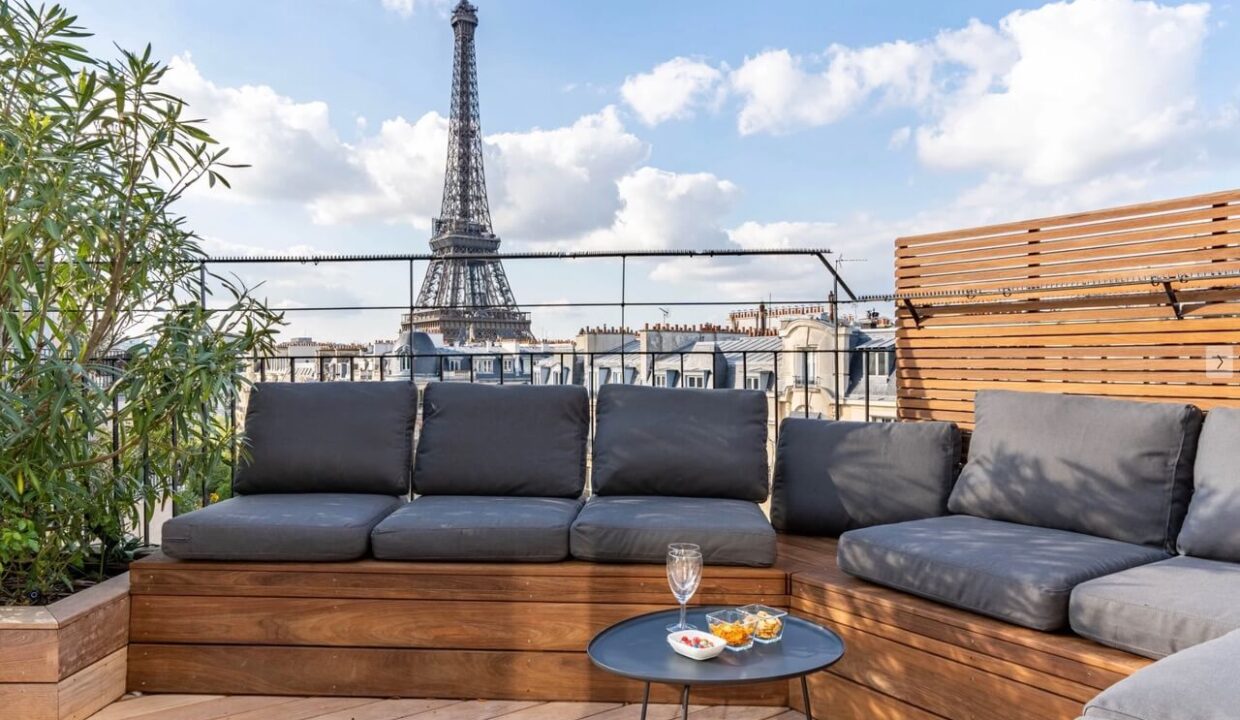 00012-PARIS-EIFFEL-TOWER-LUXE