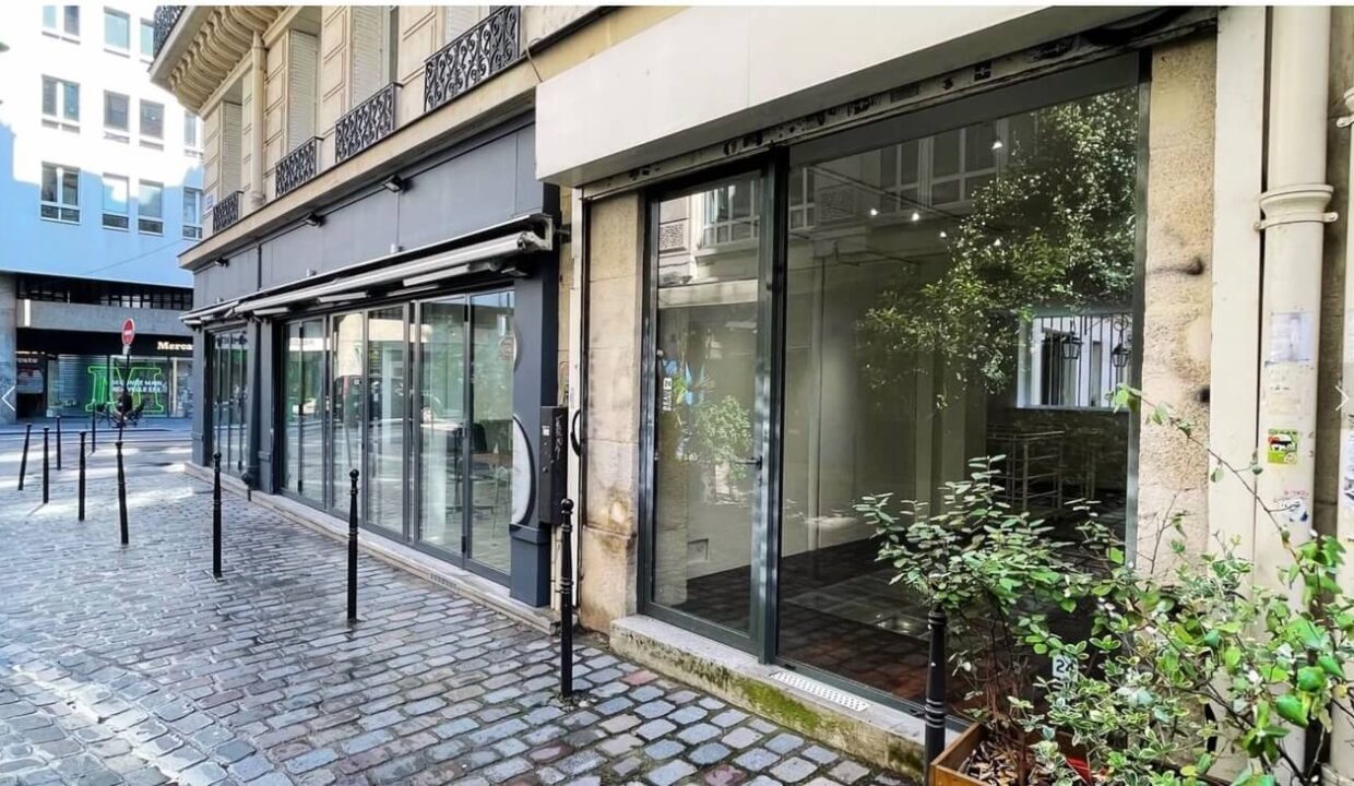 00012-Showroom-6-:-Marais-Beaubourg