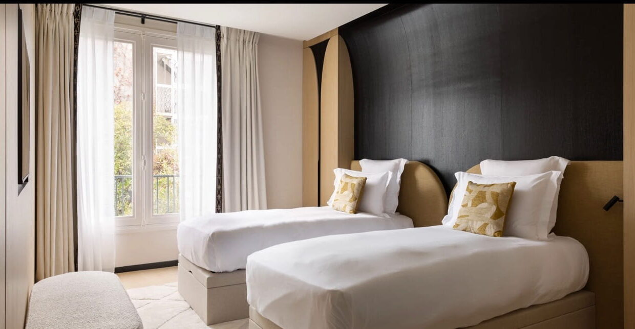 00013-LUXURY-CHAMPS-ELYSEES-LENA