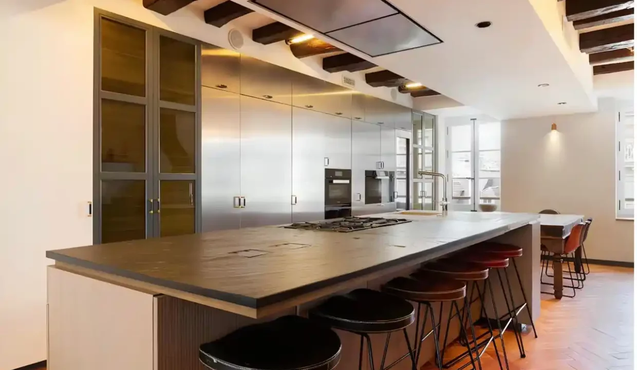 00029-paris-bastille-townhouse-hammam-cinema