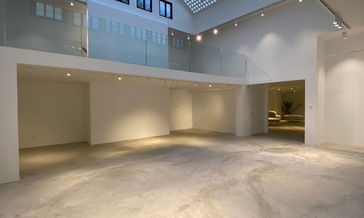 00005-LOFT-SHOWROOM-280m²-PLACE-DES-VICTOIRES