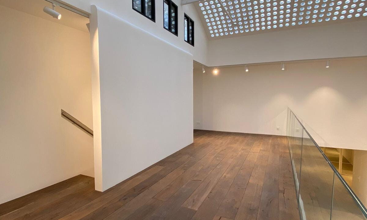 00012-LOFT-SHOWROOM-280m²-PLACE-DES-VICTOIRES