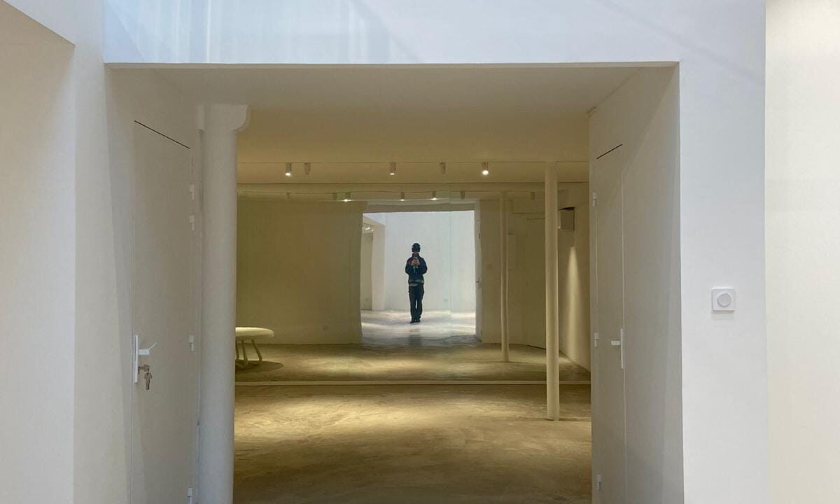 00017-LOFT-SHOWROOM-280m²-PLACE-DES-VICTOIRES