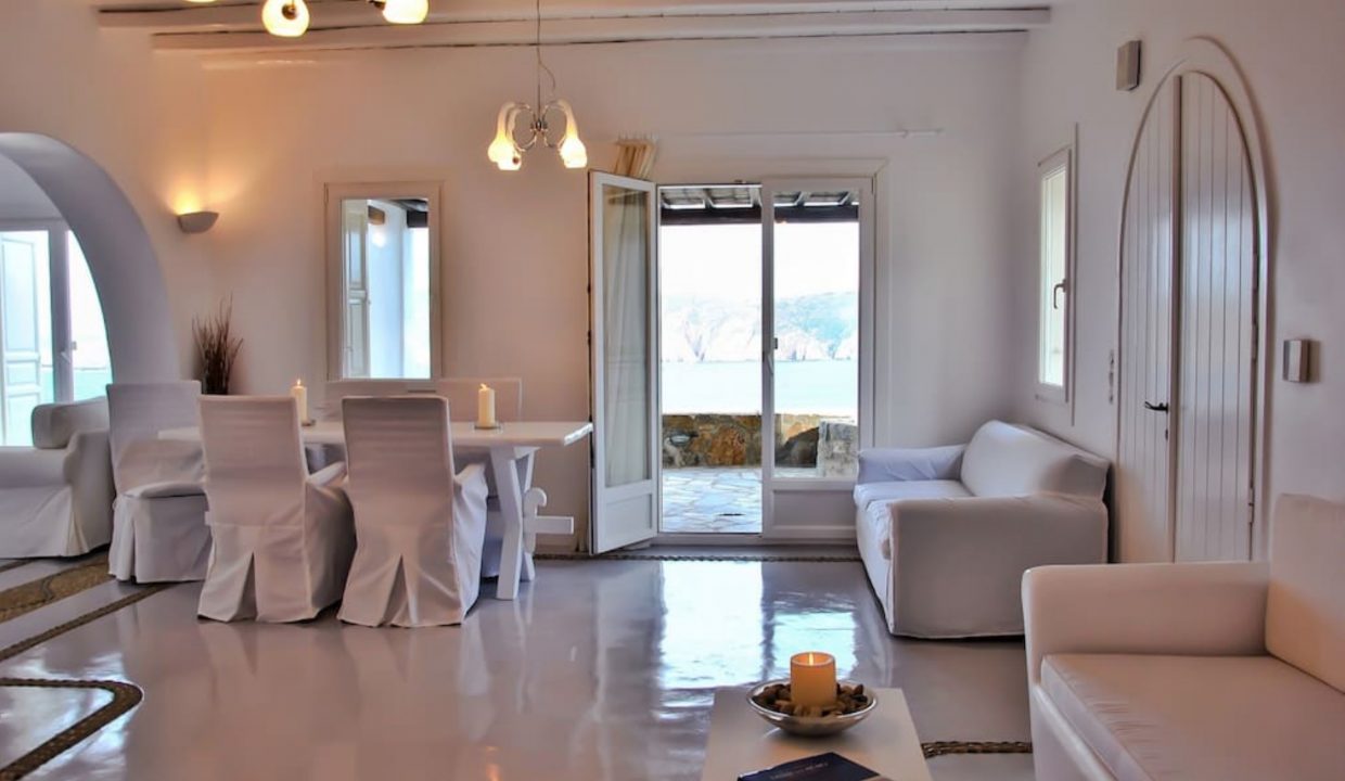 00007Luxe-Apartments-Rentals-mykonos-villa-greece