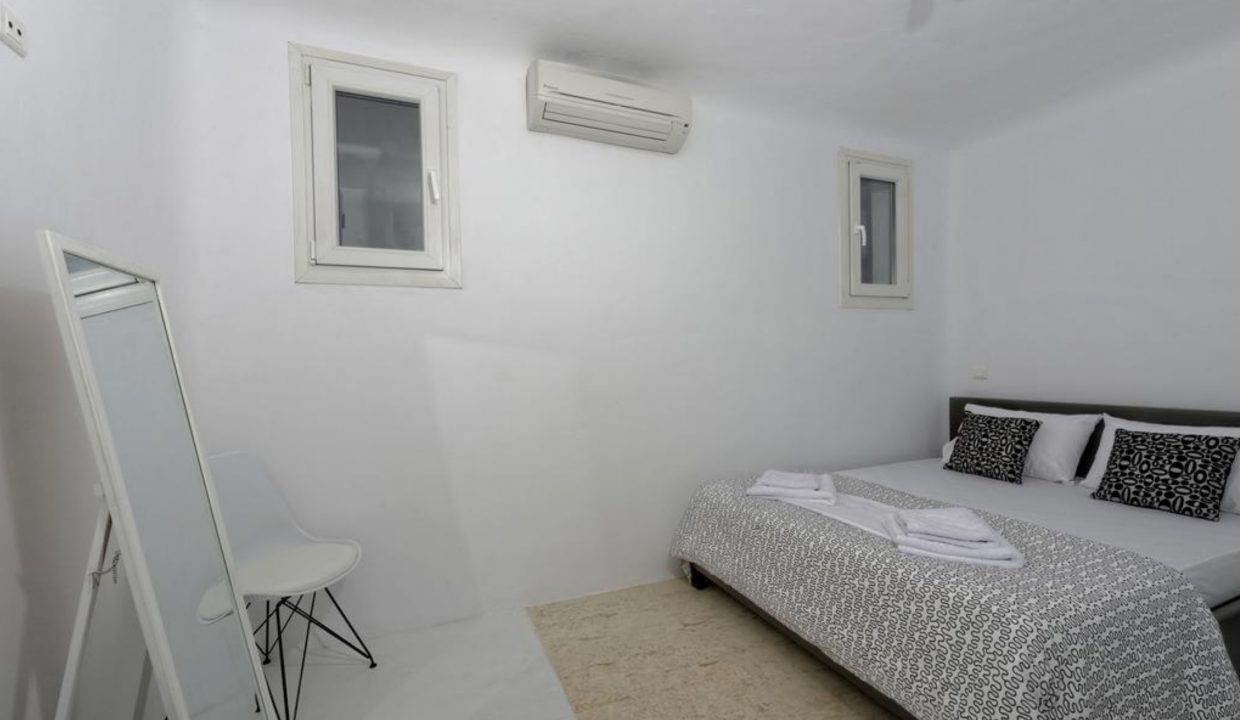 00011Luxe-Apartments-Rentals-mykonos-villa-greece