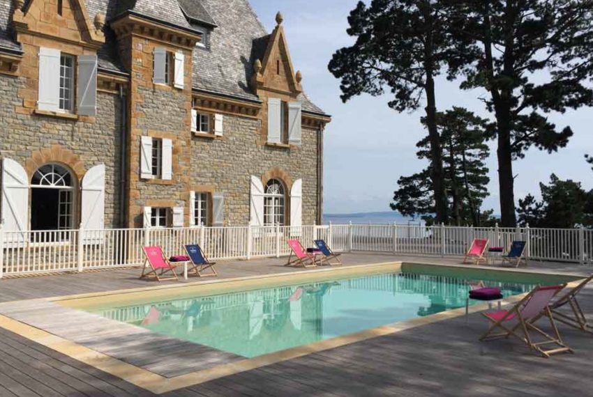 00007-luxe-apartmentsrentals-Beautiful-castle-for-rent-in-Brittany-Finistere