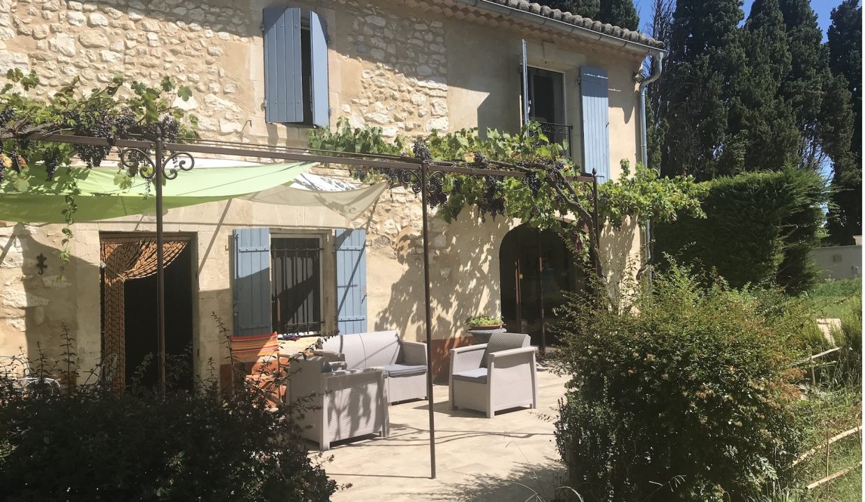 00012-MAS-NEAR-SAINT-REMY-EYGALIERES-TO-RENT-7-PERSONS