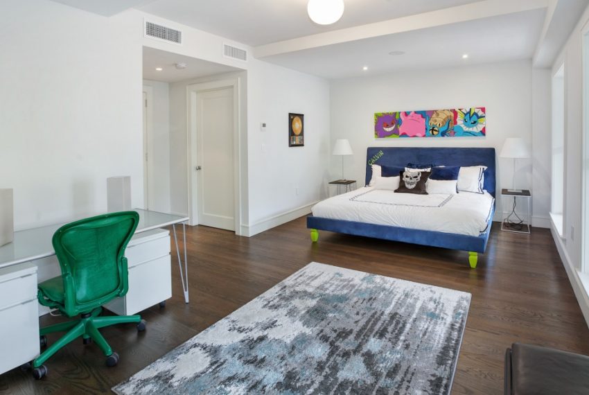 00025-luxe-apartmentsrentals-5-Bedroom-townhouse-in-Hells-Kitchen-NYC
